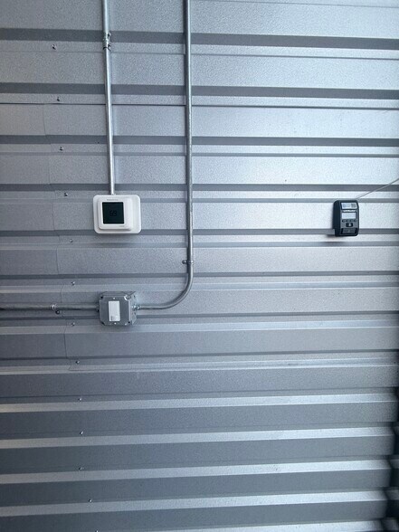 More Photos Of 49751 Oates Ln, Coachella Parking Garage For Sale