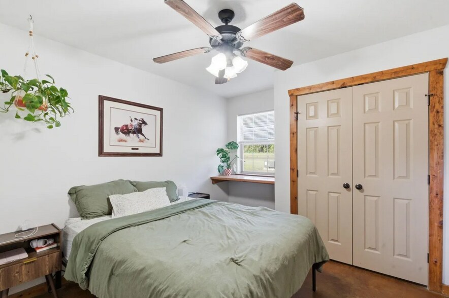 More Photos Of 8441 County Road 176, Stephenville Apartments For Sale