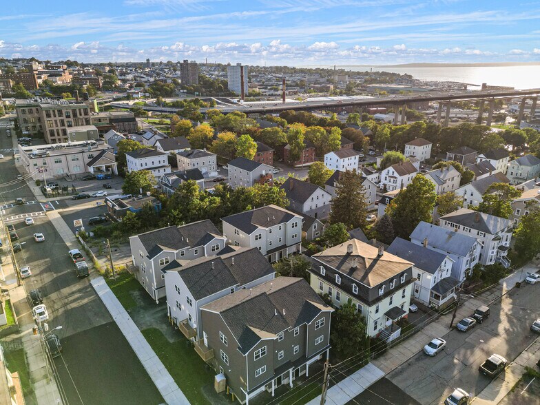 More Photos Of 206 Durfee St, Fall River Apartments For Sale