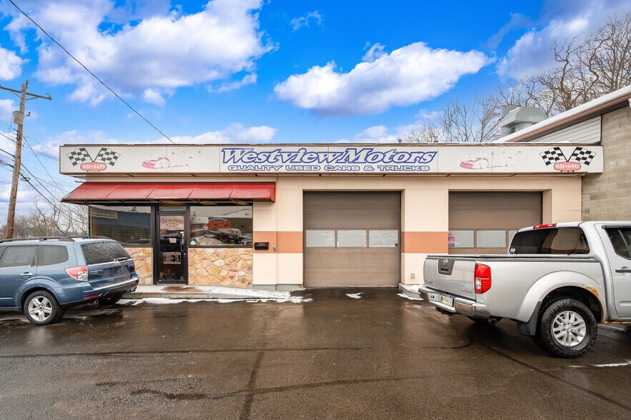 More Photos Of 186 Perry Hwy, Pittsburgh Auto Dealership For Sale