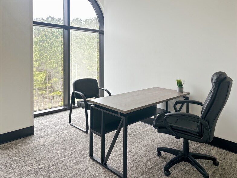 More Photos Of 1301 Industrial Dr, Crestview Coworking Space