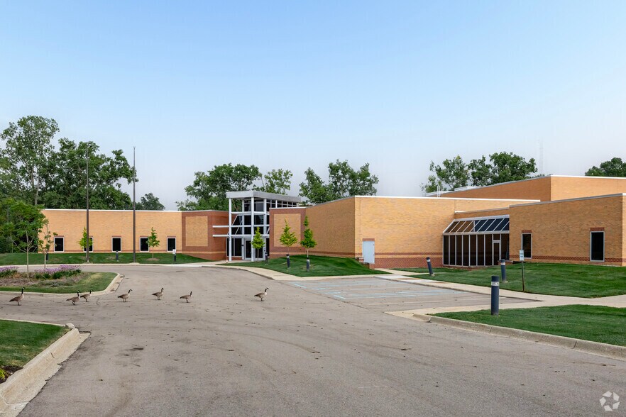 Primary Photo Of 625 Avis Dr, Ann Arbor Research And Development For Sale