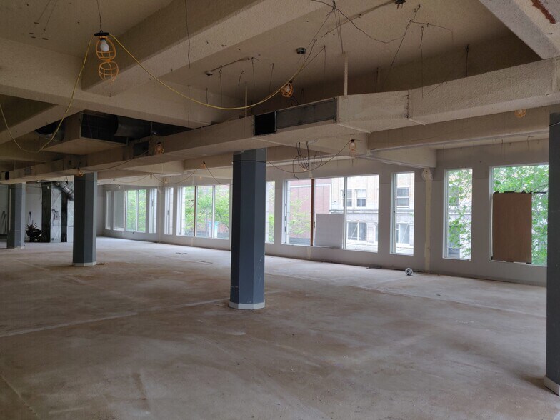 More Photos Of 1301 Cornwall Ave, Bellingham Office Residential For Sale
