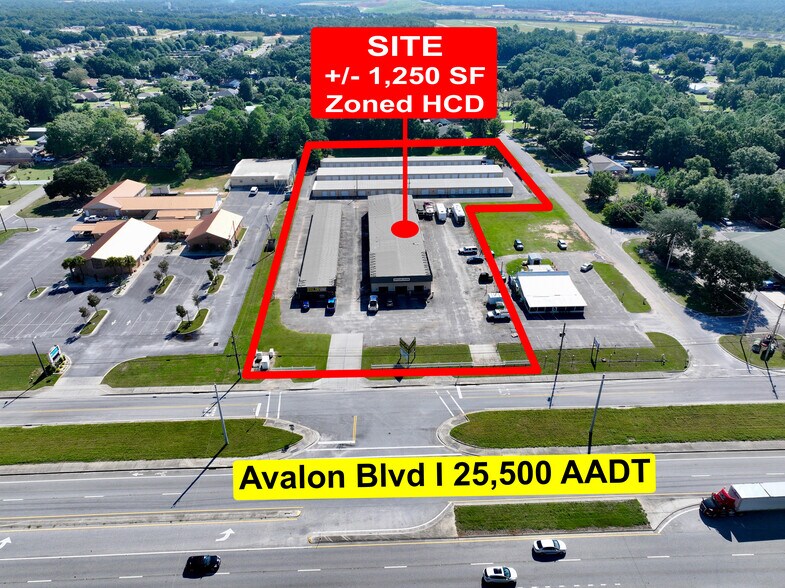 More Photos Of 3980-3990 Avalon Blvd, Milton Service For Lease