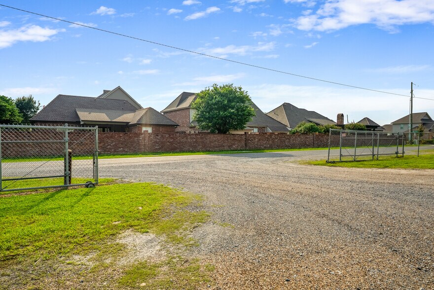 More Photos Of 4226 Lake St, Lake Charles Land For Sale