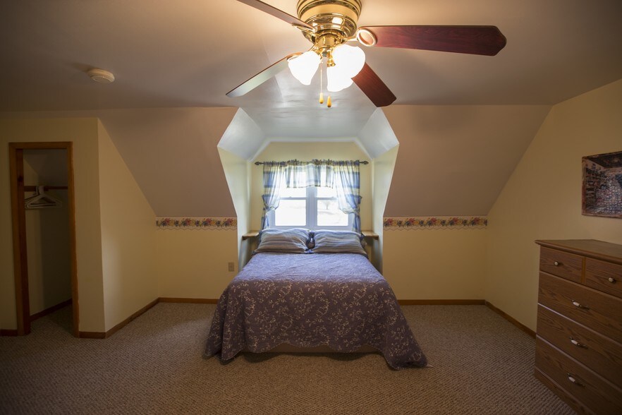 More Photos Of 201 Roses Hill Rd, Richfield Springs Hotel For Sale