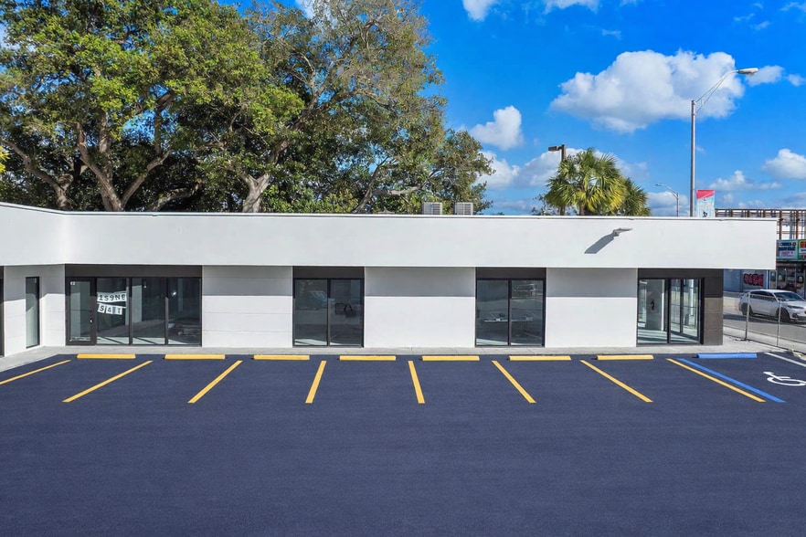 More Photos Of 159 NE 54th St, Miami Freestanding For Lease