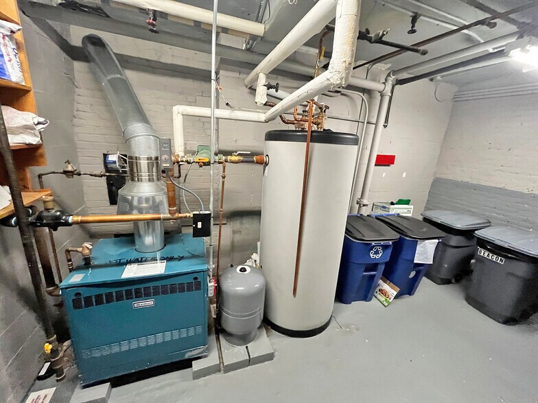 More Photos Of 527-529 Beacon St, Boston Apartments For Sale