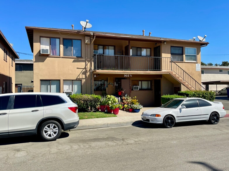 More Photos Of 302-302 1/2 N Bush St, Anaheim Apartments For Sale
