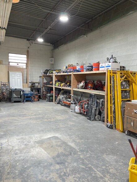 More Photos Of 2496 W 2nd Ave, Denver Warehouse For Lease