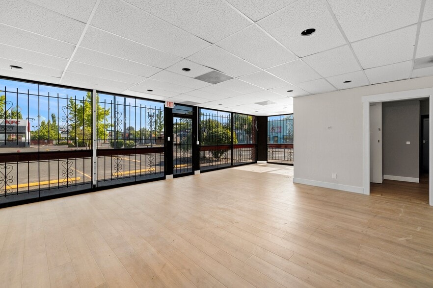 More Photos Of 5601 NE Martin Luther King Jr Blvd, Portland Freestanding For Lease