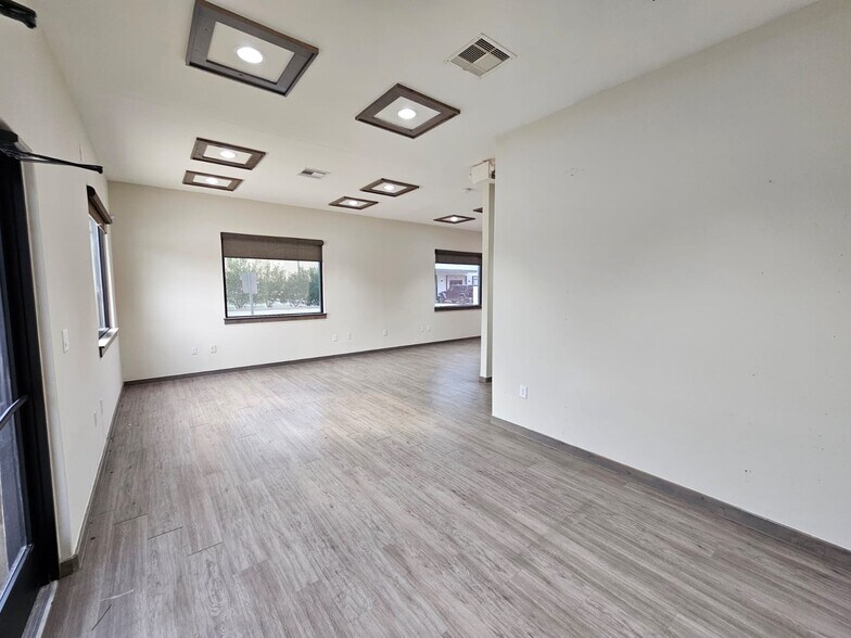 More Photos Of 4714 FM 1488 Rd, The Woodlands Medical For Sale