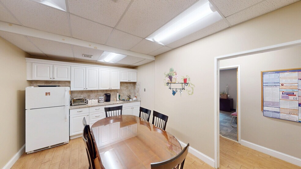 More Photos Of 536 Broad St, Weymouth Medical For Sale