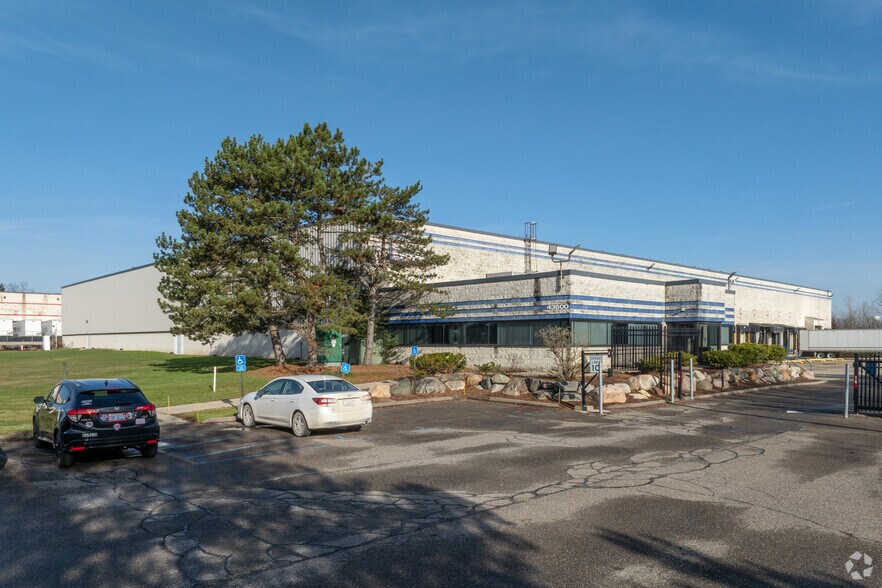 Primary Photo Of 43600 Gen Mar, Novi Distribution For Lease