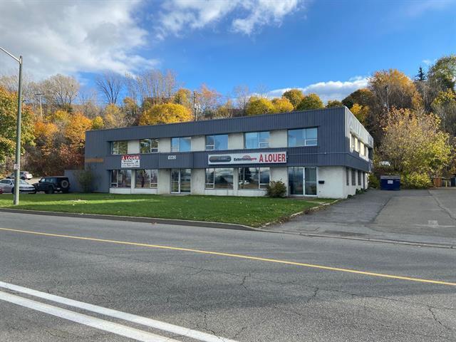 More Photos Of 1961-1963 Rue Frank-Carrel, Québec Flex For Lease