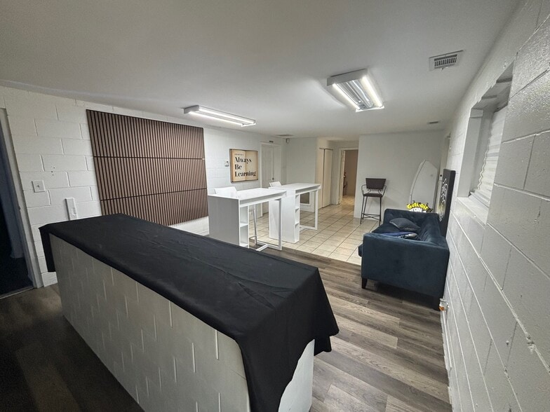 More Photos Of 861 Washington Ave, Marietta Light Manufacturing For Sale