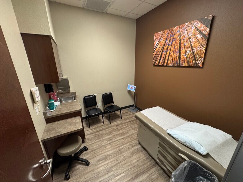 More Photos Of 2919 S Ellsworth Rd, Mesa Medical For Lease