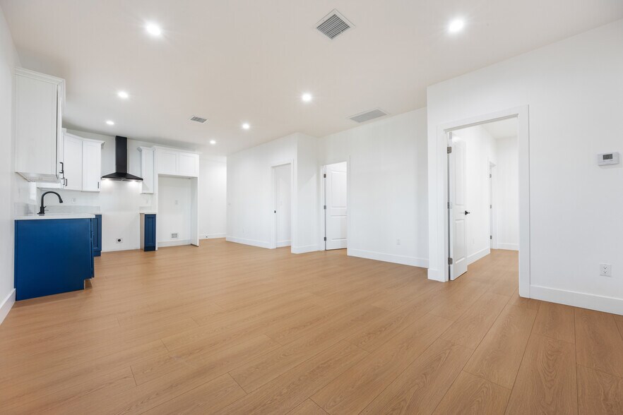 More Photos Of 8405 McKinley Ave, Los Angeles Multifamily For Sale