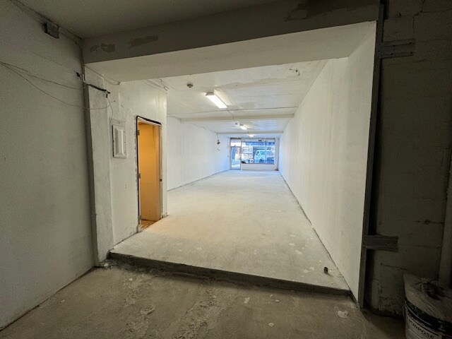 More Photos Of 483 Kings Hwy, Valley Cottage Storefront For Lease