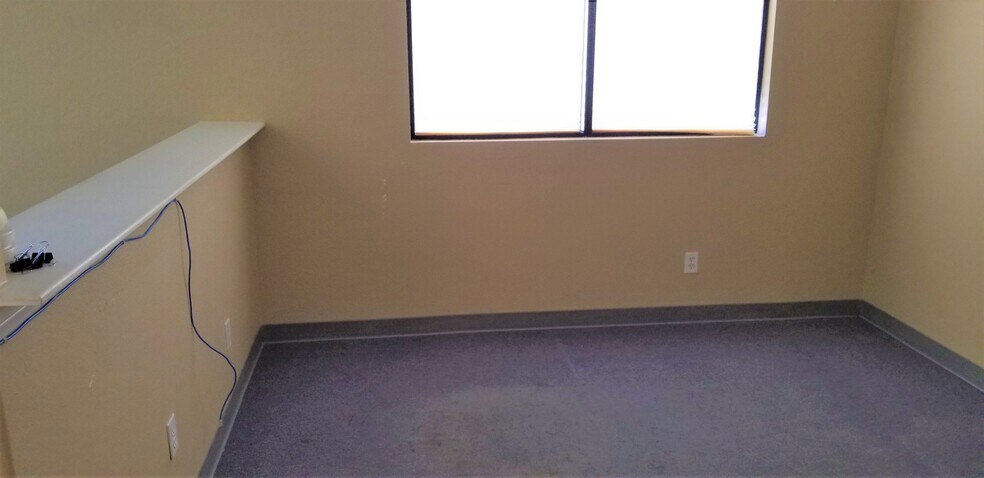 More Photos Of 2340 E Calvada Blvd, Pahrump Medical For Lease