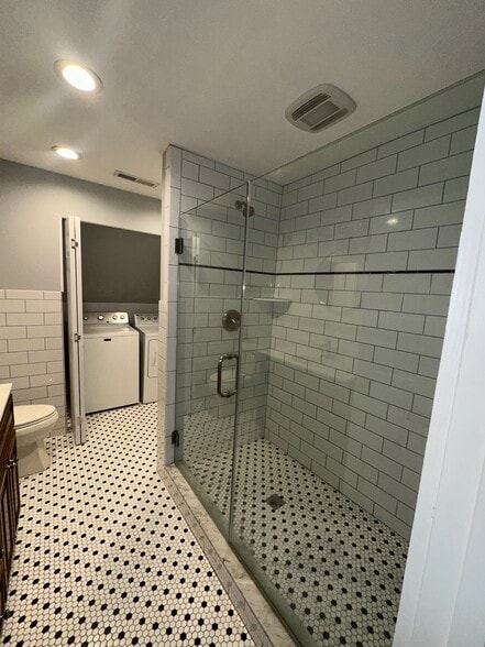 More Photos Of 2319 Avenham Ave SW, Roanoke Apartments For Sale