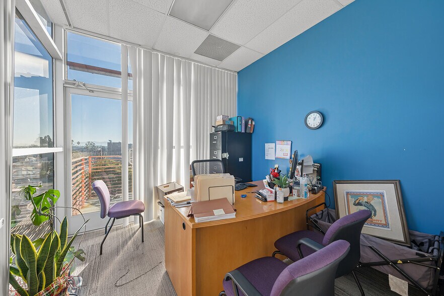 More Photos Of 5301 Whittier Blvd, Los Angeles Office For Lease