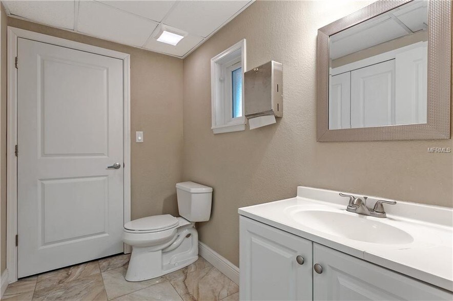 More Photos Of 925 W State Road 434, Winter Springs Office For Sale