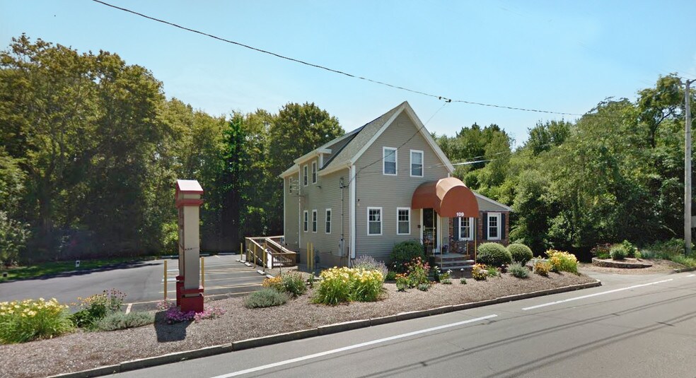 More Photos Of 109 Dean St, Taunton Medical For Lease