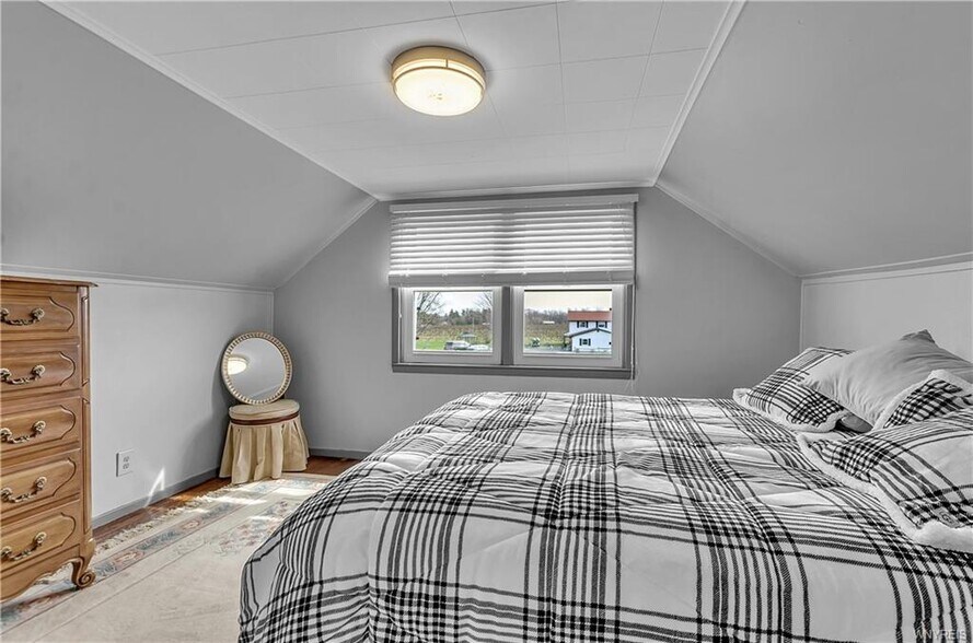 More Photos Of 10661 W Lake Rd, Ripley Winery Vineyard For Sale