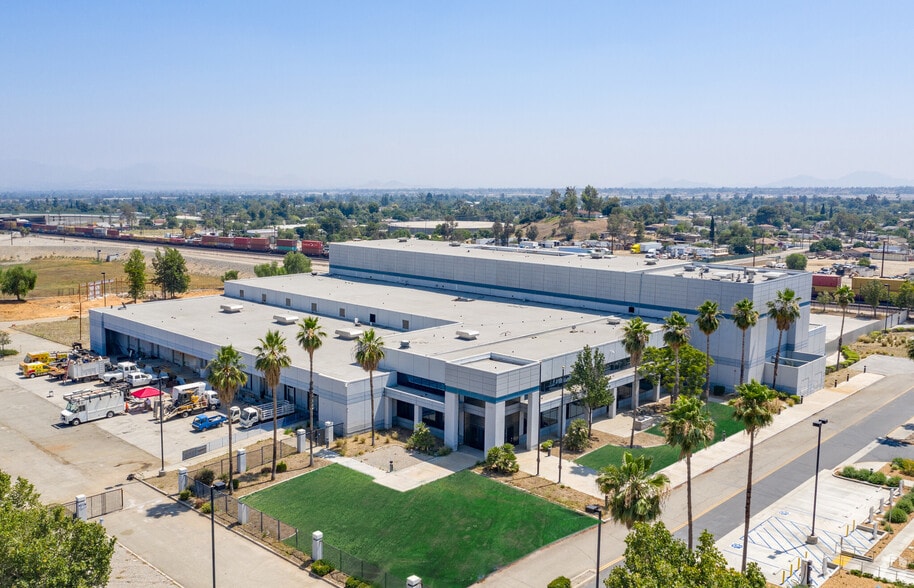 Primary Photo Of 4010 Georgia Blvd, San Bernardino Manufacturing For Sale