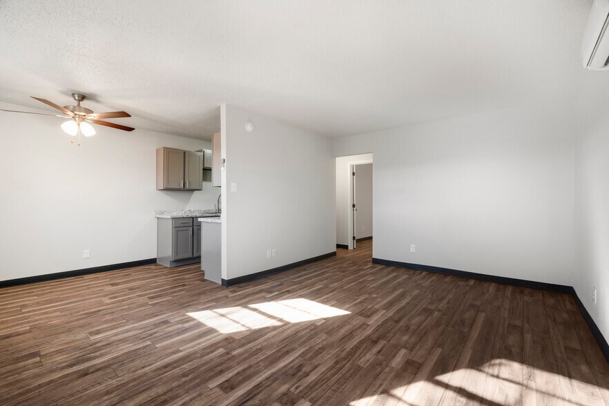 More Photos Of 1805 S Y St, Fort Smith Apartments For Sale