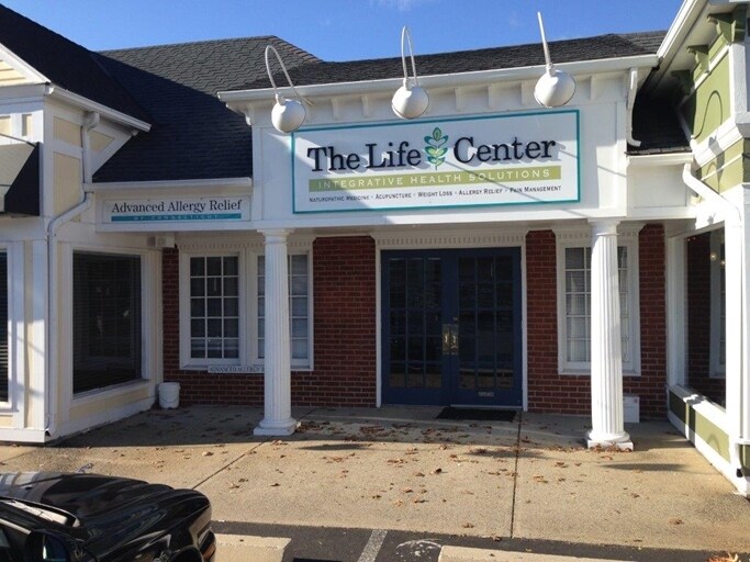 More Photos Of 2 Broadway, North Haven Storefront Retail Office For Lease