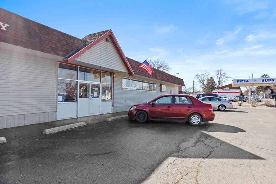More Photos Of 111 W Main St, Hopkins Storefront For Sale