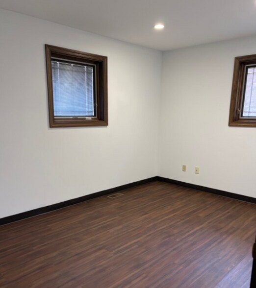 More Photos Of 335 N Main St, Springboro Medical For Lease