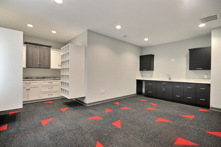 More Photos Of 2379 N Main St, Bluffton Loft Creative Space For Sale