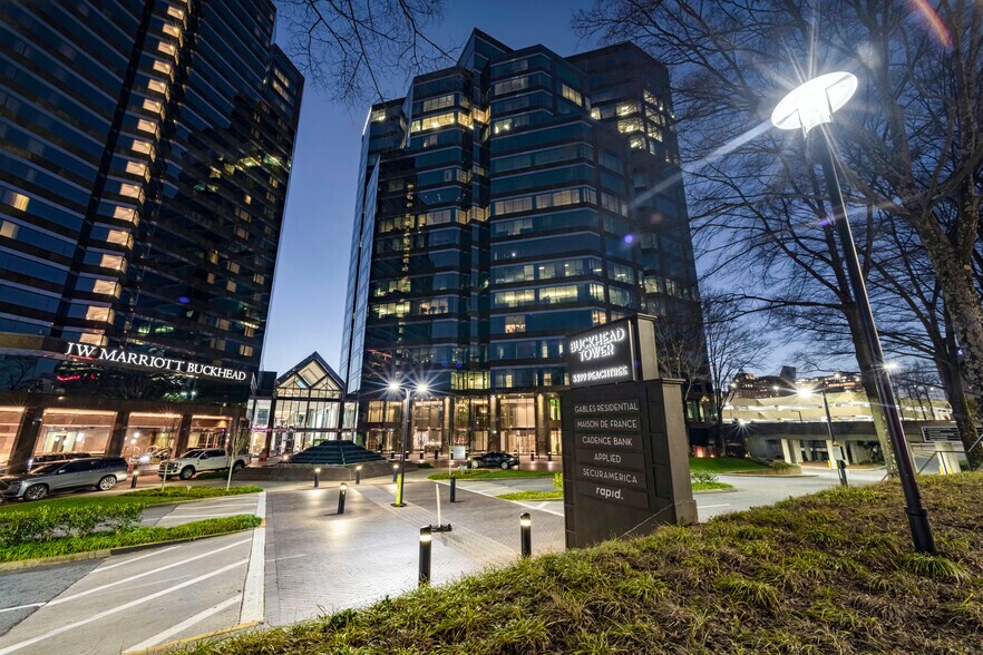 More Photos Of 3399 Peachtree Rd NE, Atlanta Coworking Space