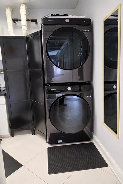 More Photos Of 4720 French Rd, East Amherst General Retail For Sale