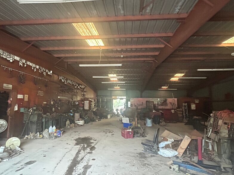 More Photos Of 2477 Saint Stephens Rd, Mobile Flex For Sale