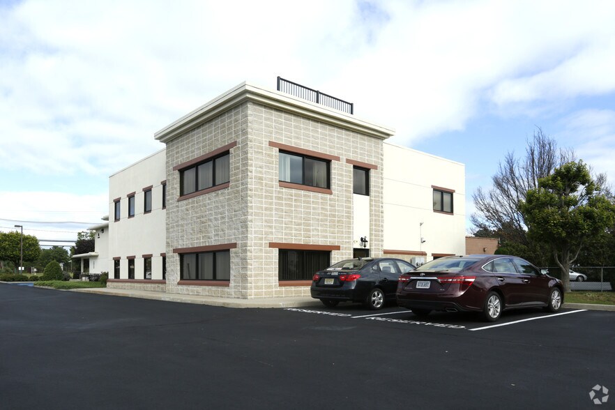 More Photos Of 34 Scotch Rd, Ewing Medical For Lease