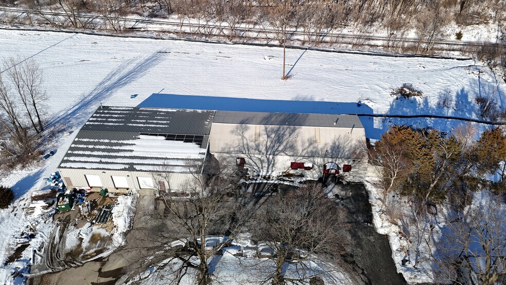 More Photos Of 3007 S Alpine Rd, Rockford Industrial For Lease