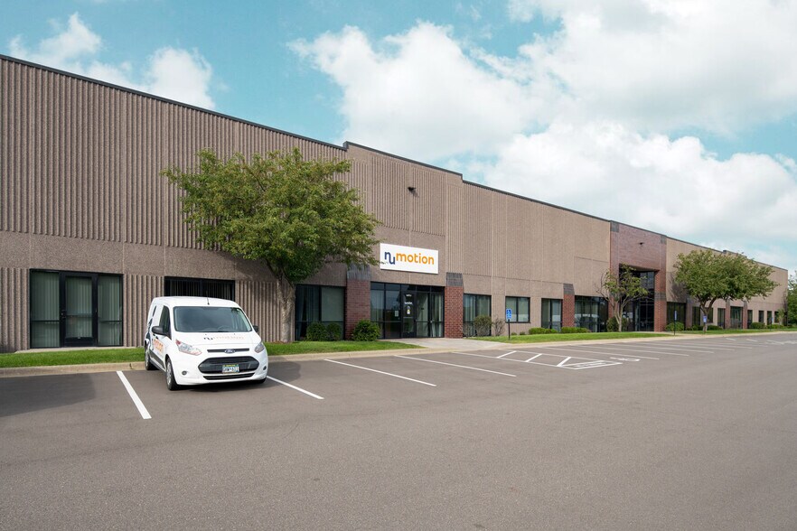 More Photos Of 601 Campus Dr, New Brighton Manufacturing For Lease