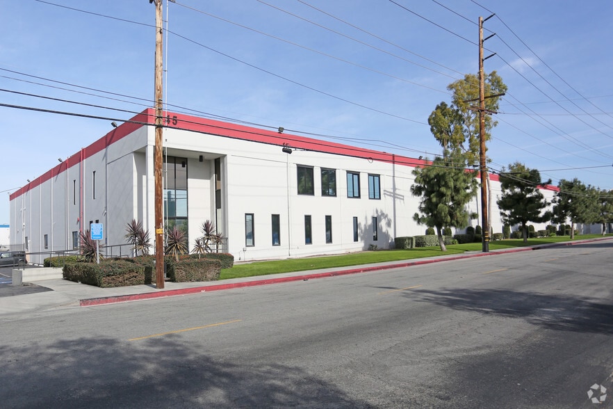More Photos Of 345 N Baldwin Park Blvd, City Of Industry Manufacturing For Lease