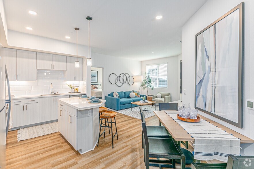 More Photos Of 1445 Town Center Dr, Chula Vista Apartments For Lease