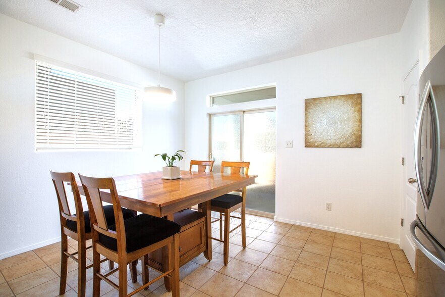 More Photos Of 8405 Wild Dunes Rd NW, Albuquerque Office For Sale