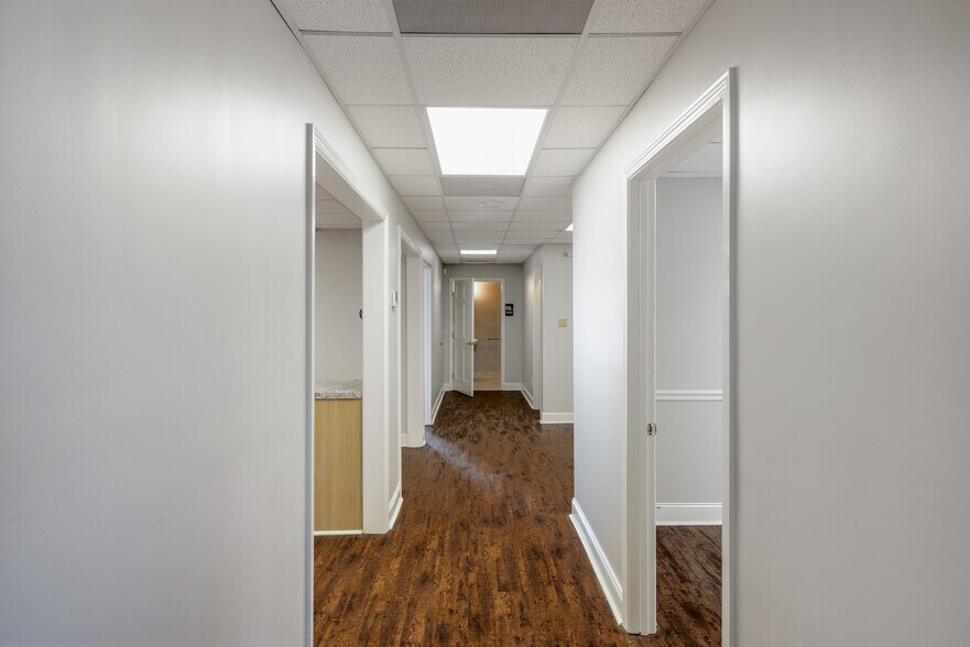 More Photos Of 6564 Professional Pl, Riverdale Medical For Lease