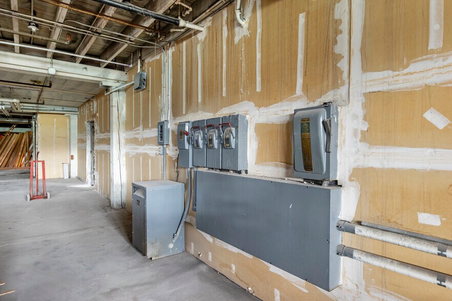 More Photos Of , Seattle Unknown For Sale