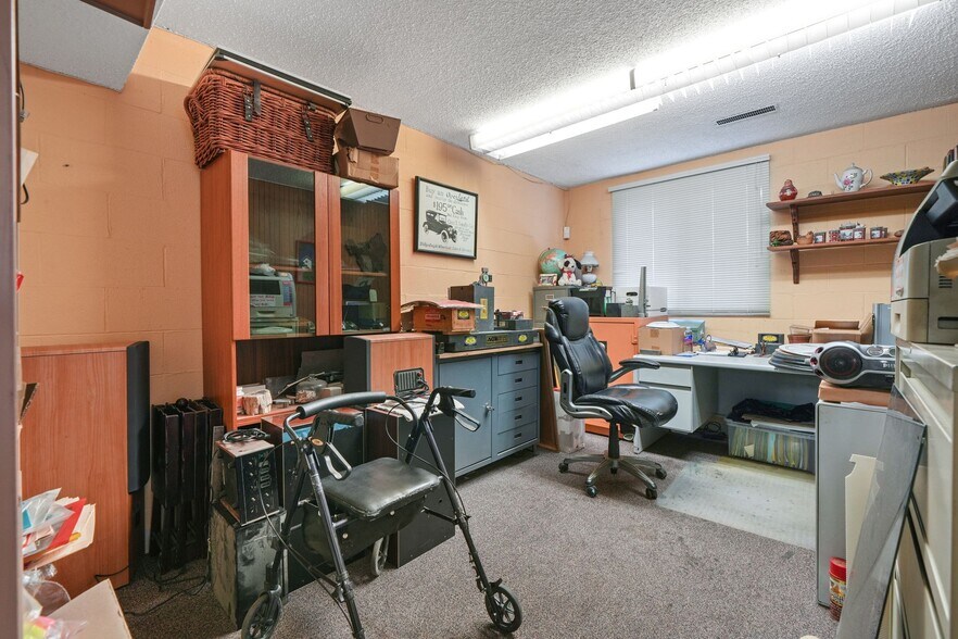 More Photos Of 3736-3738 San Fernando Rd, Glendale Flex For Sale