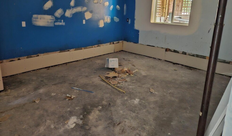 More Photos Of Trans-Canada Hwy @ NA Service Road, Mclean Land For Sale