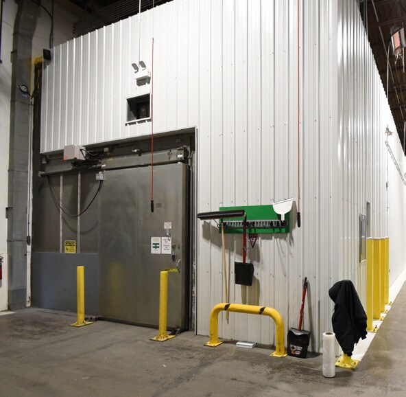 More Photos Of 1720 3rd Ave N, Fargo Distribution For Sale