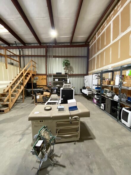 More Photos Of 1503 Lone Palm Ave, Modesto Warehouse For Lease